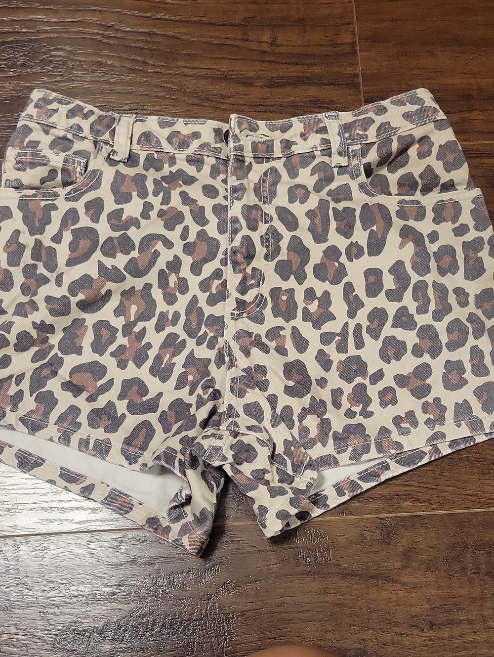 art class Leopard Print Jean Shorts in Cream and Brown